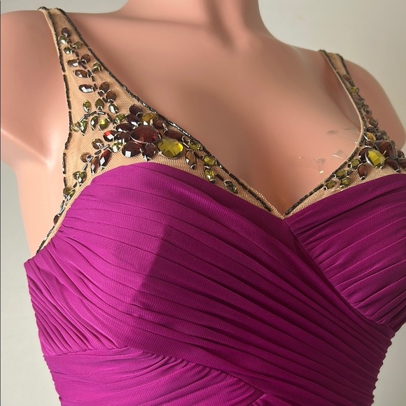 ADRIANNA  PAPELL EMBELLISHED STRAPLESS SEXY DRESS SIZE 4 NEW Without Tags - Picture 3 of 13